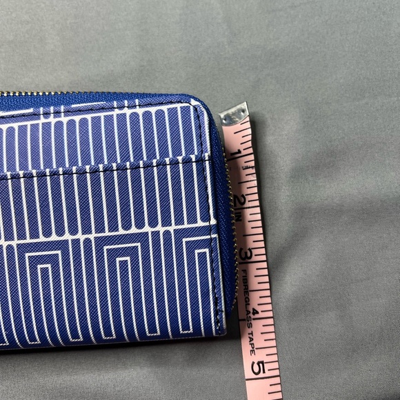 Trina Turk Large Continental Zip-Around Wallet | Blue & White - Picture 9 of 9